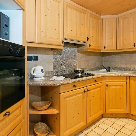 Apartment Longview - Alpes Travel - - Sleeps 8 Chamonix